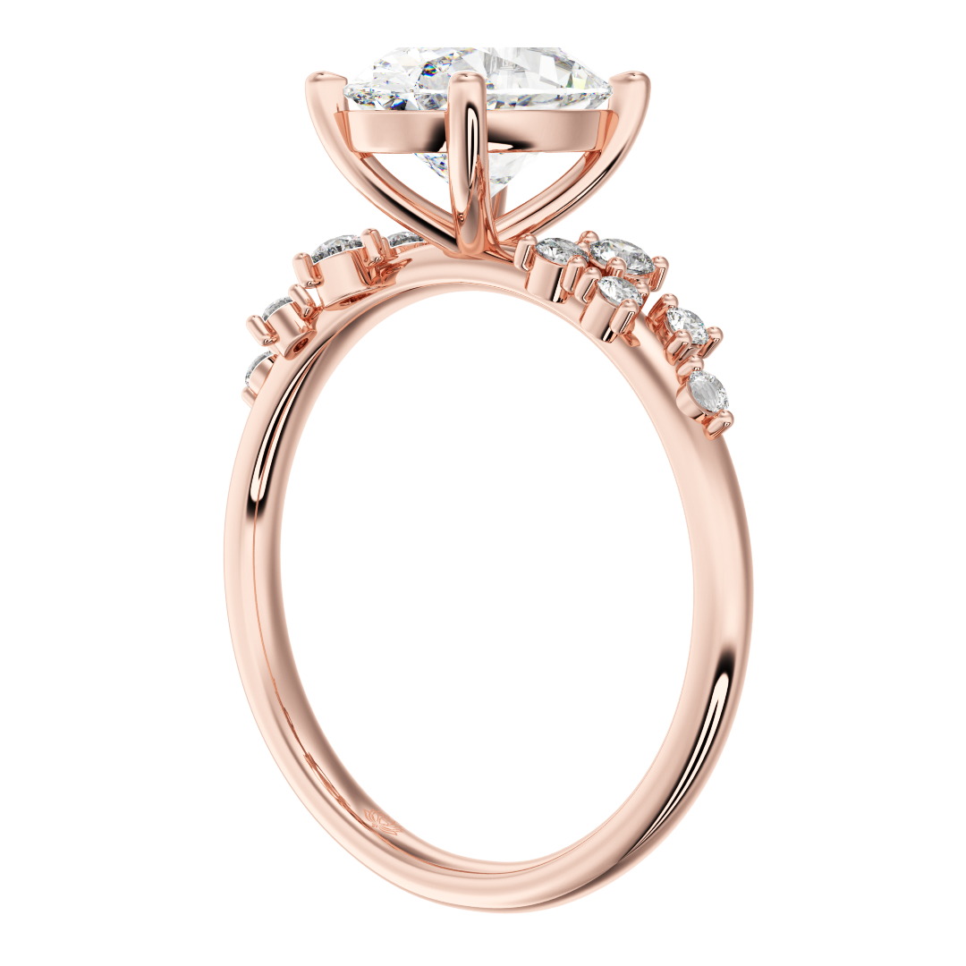 Calliope Étoile Oval Cut Diamond Band
