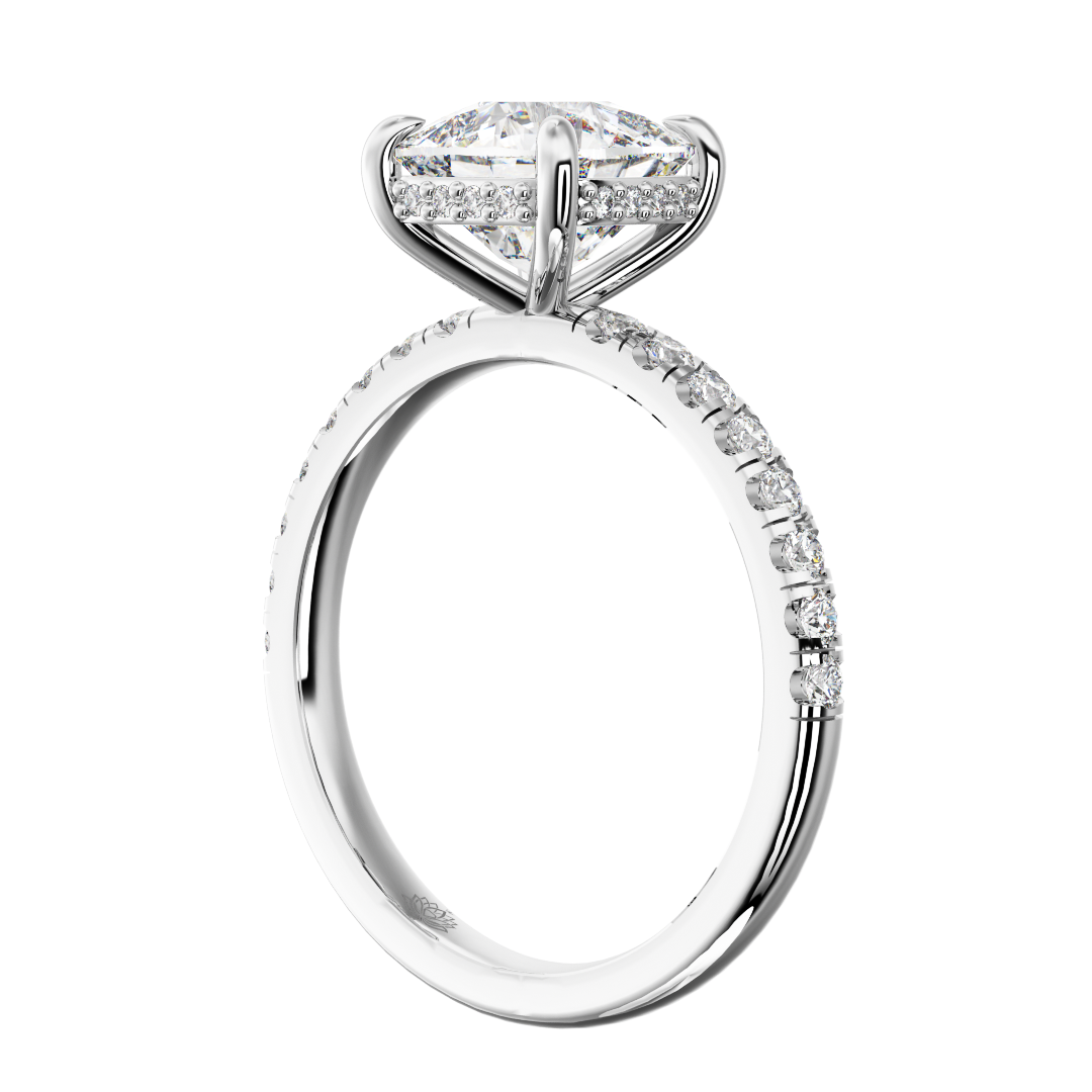 Delphine Lumière Cushion Cut Diamond Band